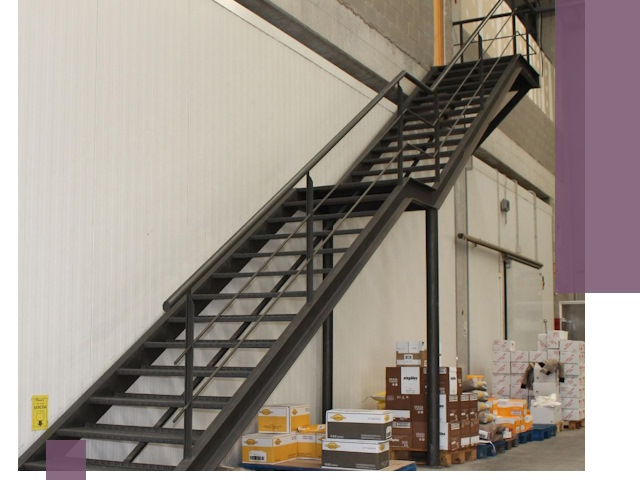 Лестницы для производства в Лесозаводске — изготовление и монтаж