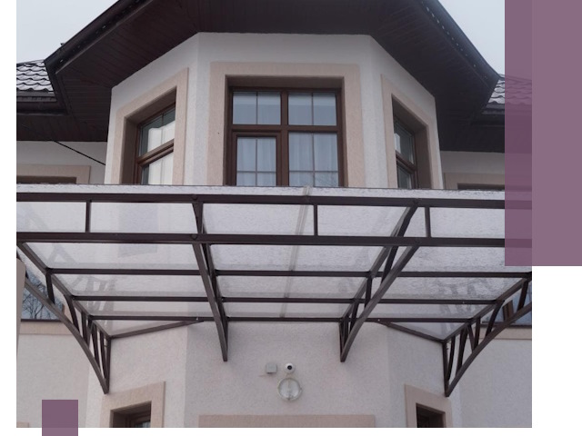 Козырьки из поликарбоната под ключ в Лесозаводске